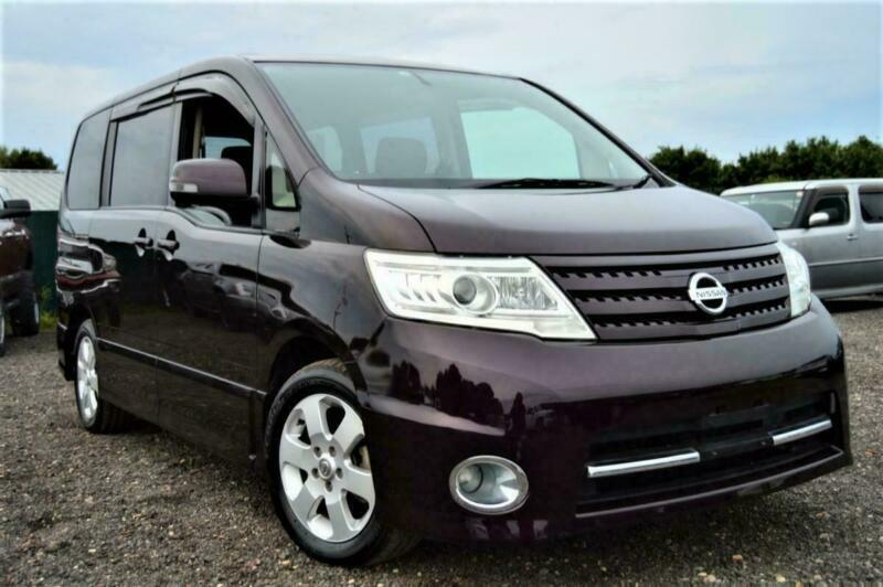 Nissan serena 2008