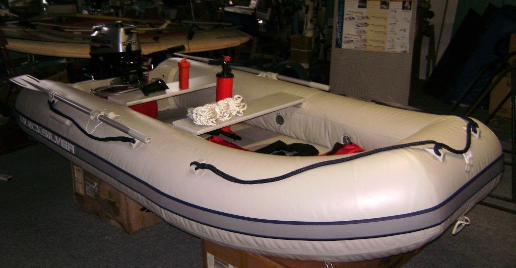 Quicksilver QS310 Inflatable Boat + Mariner 6hp Outbord Motor Complete