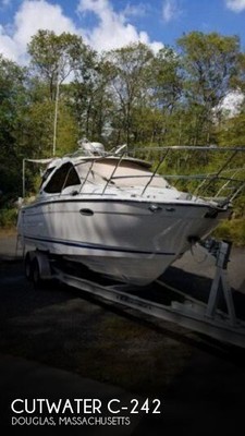 2016 Cutwater C-242 Used