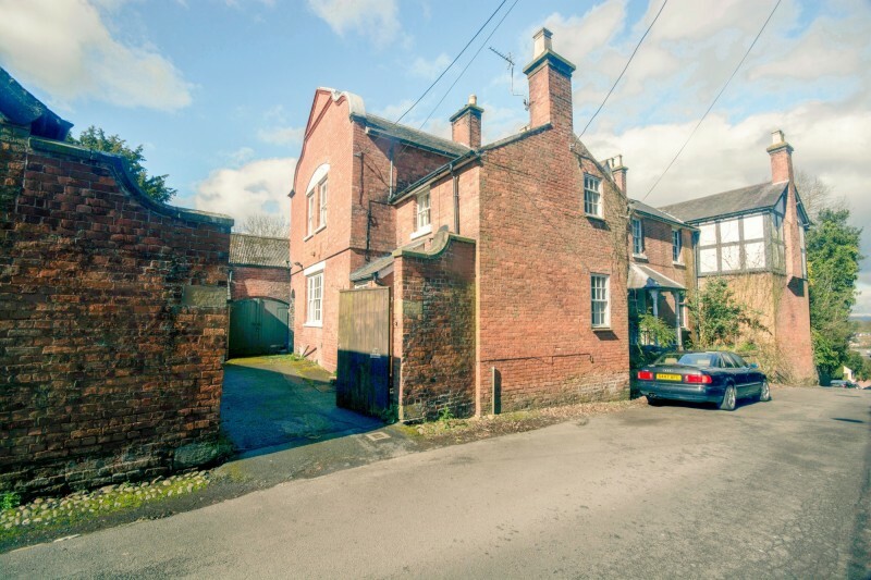 3 bedroom house in St. Johns Hill, Ellesmere, SY12 in Ellesmere, Shropshire Gumtree