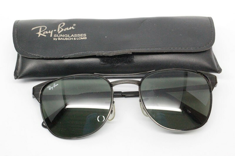 Vintage 1980's B&L Ray Ban Signet W0387 Sunglasses & Case