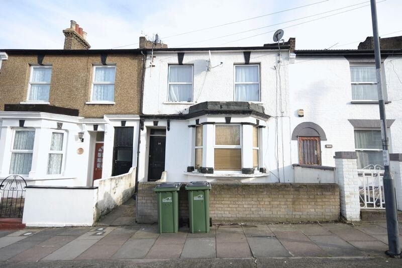 2 Bedroom Flat in Plumstead in Woolwich, London Gumtree