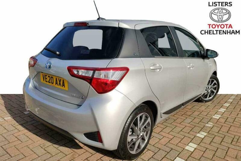 2020 Toyota YARIS HATCHBACK 1.5 Hybrid Y20 5dr CVT (Bi-tone) Auto ...