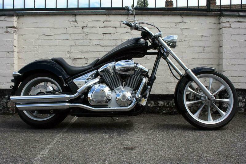 Honda vt1300 fury