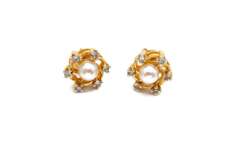 18k Yellow Gold Pearl And Diamond Stud Earrings Signed PJ