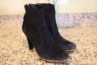 Tory Burch GOLD TRIM BACK ZIP  Ankle Boots Size 8.5M (BOT1500