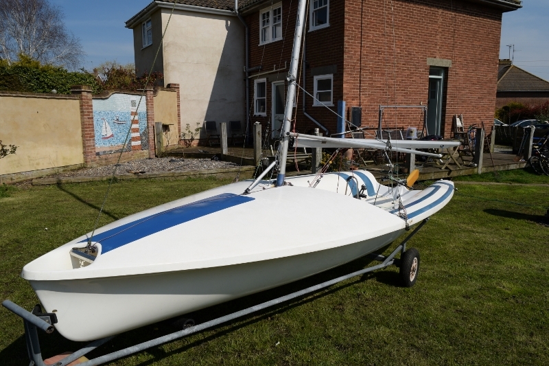 International 505 Sailing dinghy fully functional. Great boat. Bargain