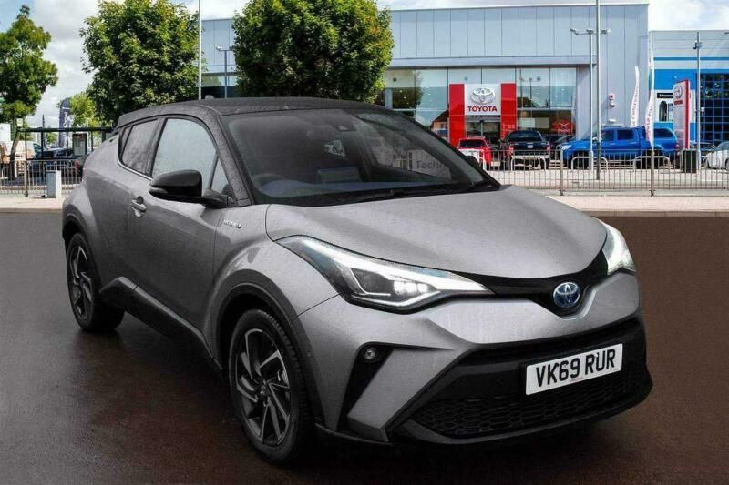 2019 Toyota C-HR 2.0 VVT-i ( 177bhp ) Hybrid CVT 2020MY Dynamic Auto SUV Petrol/ | in Cheltenham ...