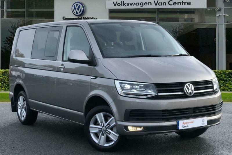 Volkswagen transporter combi