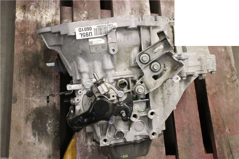 BoÃ®Te Manuelle Kia Stonic 2018 M 6 Vitesses 4300032839 3900km