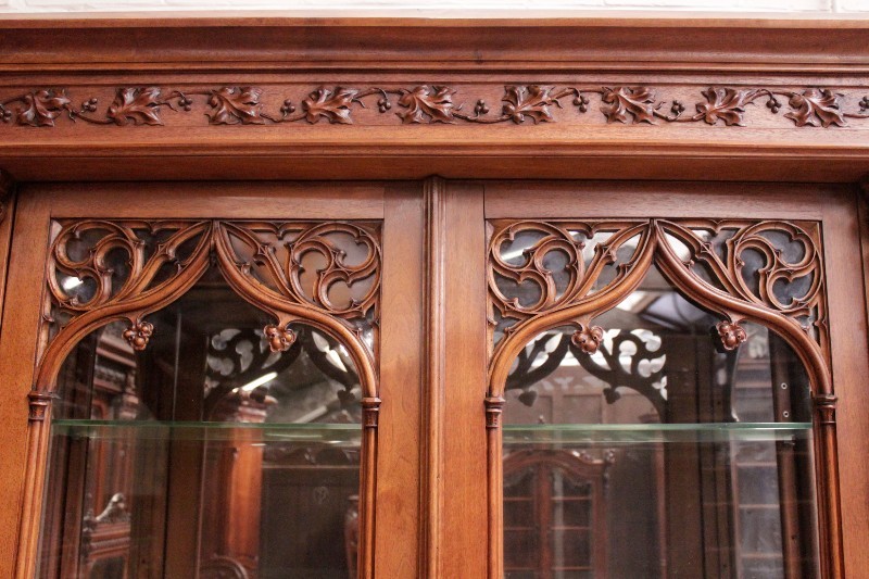 Amazing Antique French Gothic Display Cabinet, Great Quality, 19th Century