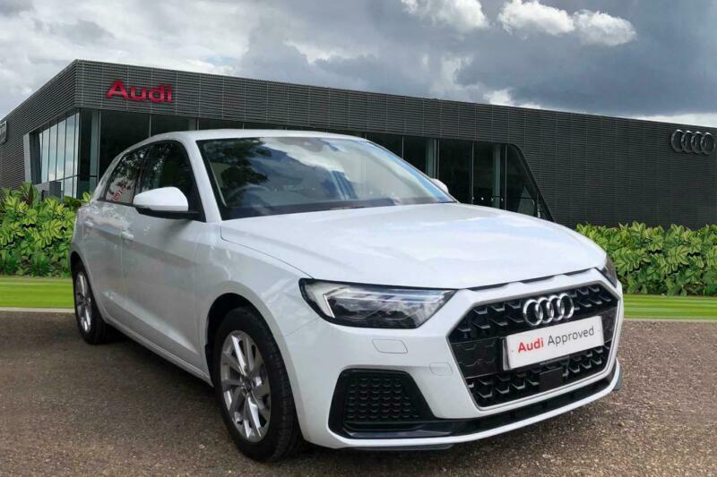 2019 Audi A1 Sportback Sport 35 TFSI 150 PS S tronic Petrol white Semi