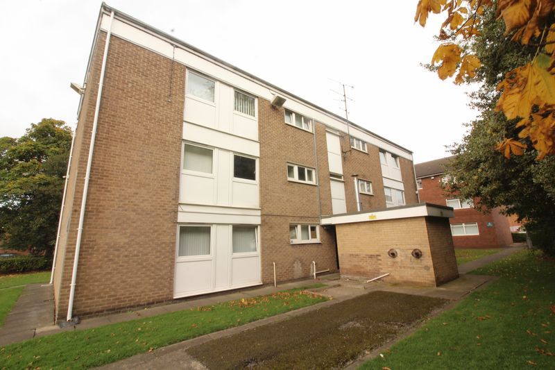 3 bedroom flat in Grainger Park Road, Newcastle Upon Tyne, NE4 in