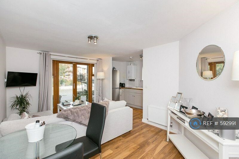 1 Bedroom Flat In Harry Close Croydon Cr0 1 Bed 592991 In Croydon London Gumtree