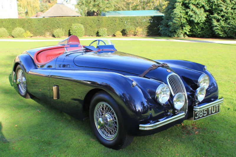 Jaguar xk120 roadster