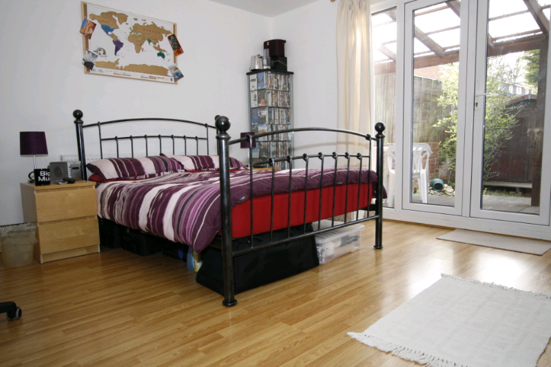 Room for rent Guildford in Guildford, Surrey Gumtree