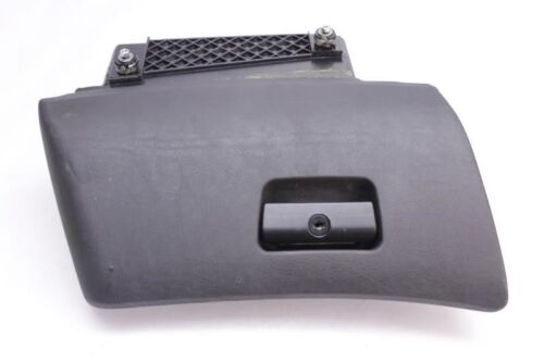 GENUINE BMW 3 4 5 Series Spare Replacement Bulb Box GENUINE BMW 3 4 5 Series Spare Replacement Bulb Box