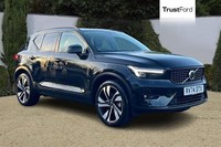 2025 Volvo XC40 B4P ULTRA DARK | 360 View Camera | Panoramic Roof | Google Maps 