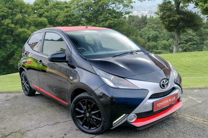 2017 Toyota Aygo 1.0 VVTi XPress 5dr Petrol black Manual in