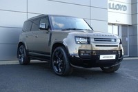 LAND ROVER DEFENDER 3.0 D300 X-Dynamic SE 110 5dr Auto