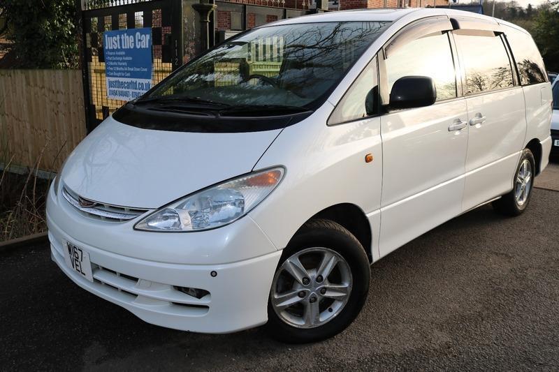 Toyota estima 3