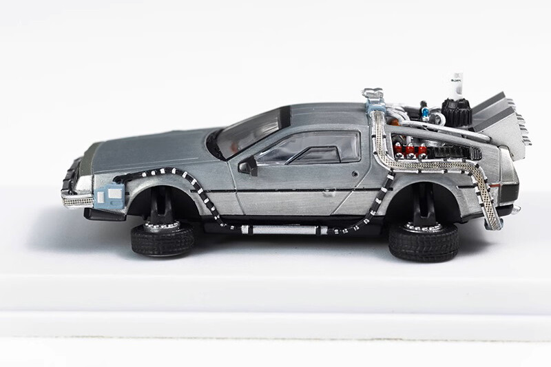 4R-569 MJ 1/64 バック トゥ ザ フューチャー デロリアン 4R-569 MJ 1/64 バック トゥ ザ フューチャー デロリアン