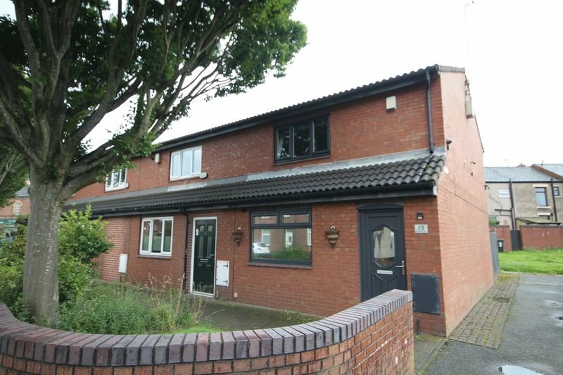 Two Bedroom house in Heywood to let ( Unfurnished, Immediately