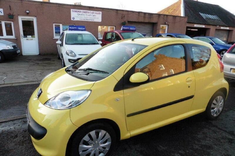 PEUGEOT 106 1.0 urben 2007 Petrol Manual in Yellow in Brechin, Angus