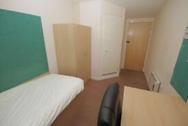 image for STUDENT ROOM TO RENT IN PRESTON. DUAL OCCUPANCY ROOM WITH SINGLE BED PRIVATE BATHROOM, & STUDY AREA