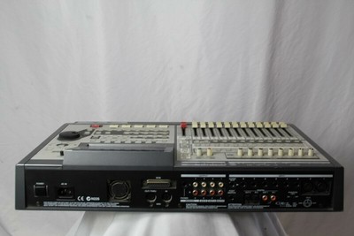 ROLAND CD Player & Recorder VS-1824CD (P1-366493-1)