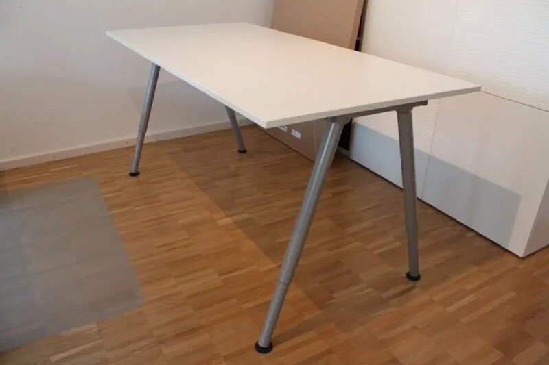 Ikea Thyge Desk in White 160cm x 80cm (Adjustable height legs) in York, North Yorkshire Gumtree