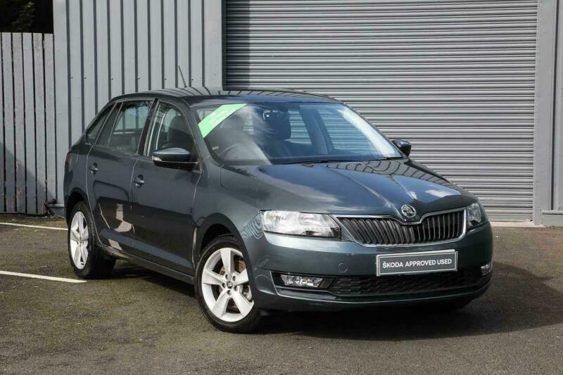 Skoda rapid gray