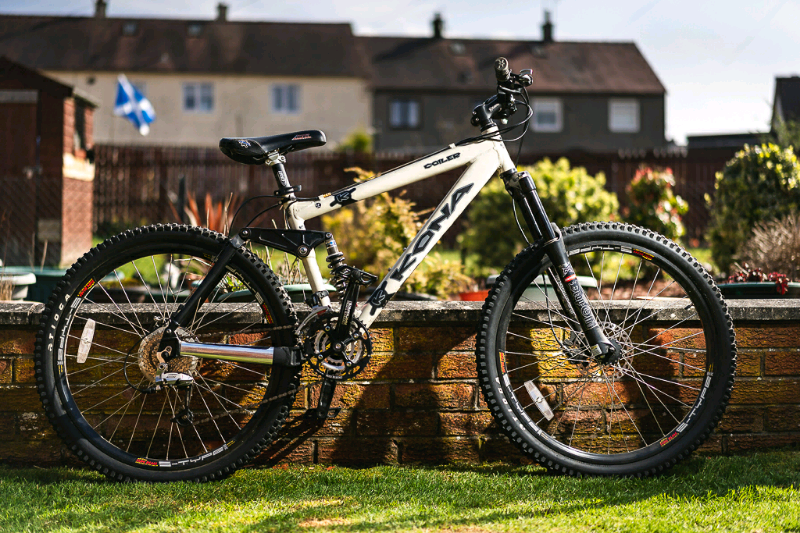 2004 Kona Coiler Full Suspension Mountain Bike in Tillicoultry