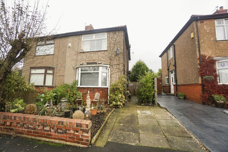 2 bed semi detatched house lostock bolton in Lostock, Manchester