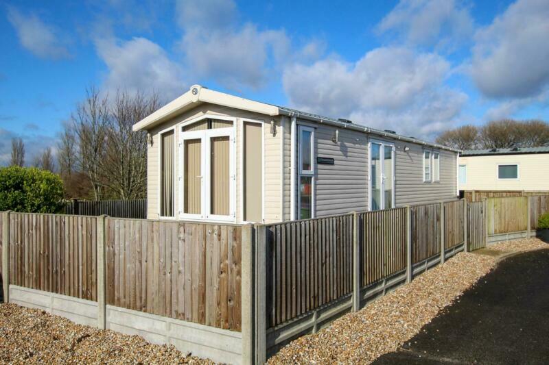 Swift Chamonix on static caravan on residential park, Kent. 2 bedrooms, DG & CH in Lydd, Kent