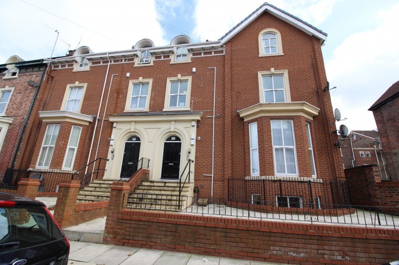2 bedroom flat in Balmoral Balmoral Road, Fairfield, Liverpool, L6 in