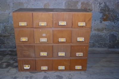 Karteikartenschrank gebraucht kaufen! 4 St. bis -70% günstiger