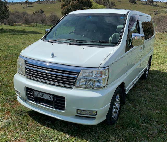 Nissan elgrand 2000