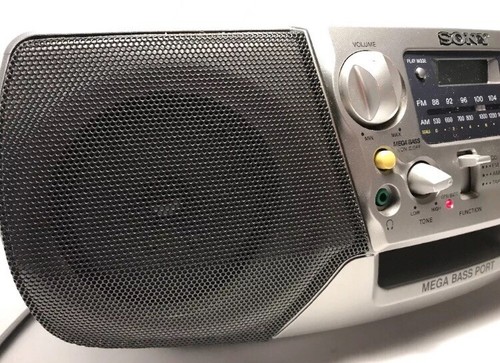 SONY CFD-V17 Portable CD Player AM/FM Radio Cassette-Boombox MEGA BASS Japan