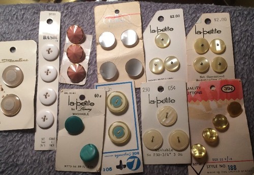LOT Antique Vintage BUTTONS Over 300 Assortment Glass Metal Celluloid WILL SPLIT