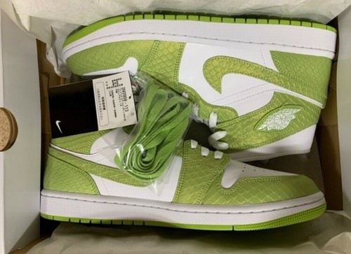 Pre-owned Jordan Women's Air  1 Mid Se White Vivid Green Snakeskin Brand Dv2959-113 In White/white/vivid Green