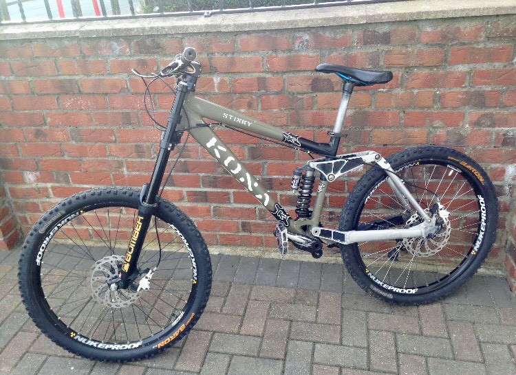2005 KONA Stinky Downhill Mountain Bike in Coxhoe, County Durham