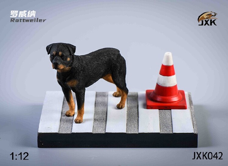 1/12 JXK JXK042 Rottweiler Dog Pet Animal Statue w/ Platform