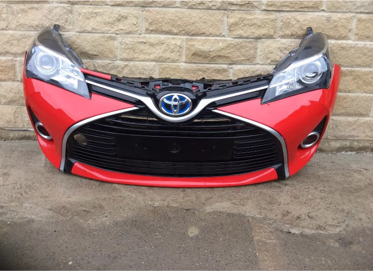 Genuine Toyota Yaris Front Bumper & Pair Of DRL Headlights 20152016