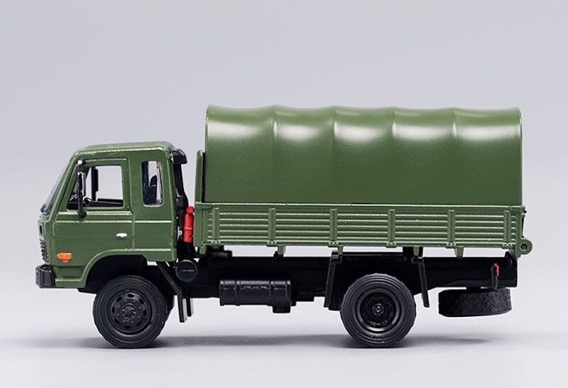 GB DCT 1:64 Green Jiefang Military Delivery Truck Model
