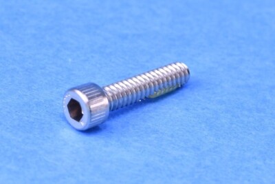 320 McMaster-Carr Socket Hex Cap Screw 5/8'' Fastener Patch Stainless Steel 6-32