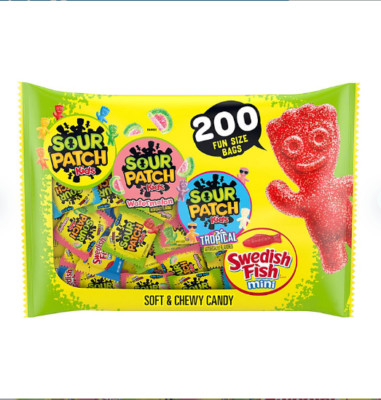 Sour Patch Kids and Swedish Fish Mini Soft and Chewy Candy Variety (200 Count)