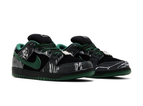靴 Nike SB Dunk Low Black and Classic Green Nike THERE Skateboards x Dunk SB Low Black Gorge Green