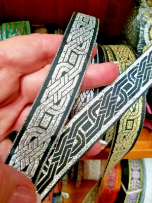 Celtic Vine braid knot fabric trim 7/8 inch wide sold by the yard 