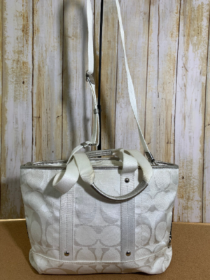 Coach large Daisy Signature C crossbody Tote in silver and white B1276 F19712
